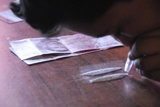 Factores. Estudiantes de secundaria son vulnerables a caer en las drogas, según docentes. (ARCHIVO)
