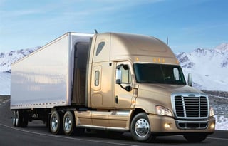 Dinámica. La venta de camiones pesados se disparó 21.2 por ciento, según el reporte de la Anpact.