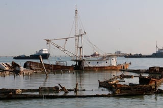Repercusiones. El puerto de Ciudad del Carmen se encuentra en el total abandono. (EL UNIVERSAL)