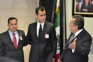Nombramiento. Toma protesta como nuevo subsecretario de Educación en La Laguna, Cuitláhuc Valdés Gutiérrez. (EL SIGLO DE TORREÓN)