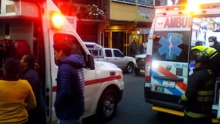 Los lesionados fueron trasladados a hospitales por paramédicos de Protección Civil de Huixquilucan y de la Cruz Roja. (TWITTER) 
