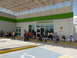 Las víctimas tuvieron que ser trasladadas de emergencia a recibir atención médica en la clínica 46 del IMSS de la ciudad de Gómez Palacio y al Hospital General de Lerdo. (ARCHIVO)

