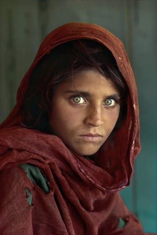 McCurry volvió a fotografiar a Gula en Afganistán. (ESPECIAL)
