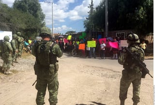 Rechazo. Militares llegaron hace tres semanas a Santa Rosa de Lima para combatir delitos del orden federal. 