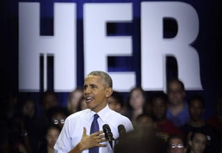 La campaña demócrata espera que Obama pueda alentar a más votantes afroamericanos a ir a las urnas, pues les preocupa que Clinton no está atrayendo ese voto en las cantidades que Obama lo hizo hace cuatro años. (EFE)