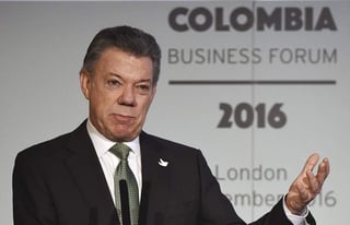 El gobierno de Santos suscribió el 26 de septiembre pasado con la guerrilla de las Fuerzas Armadas Revolucionarias de Colombia (FARC) un acuerdo de paz para poner fin a un conflicto armado. (ARCHIVO)