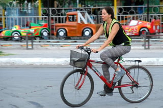 Los colectivos ciclistas del país agrupados en la Red Nacional de Ciclismo Urbano (Bicired) celebraron la publicación. (ARCHIVO)