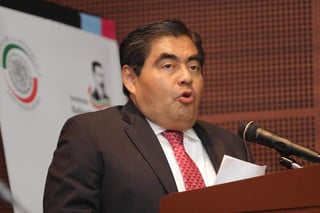 Barbosa llamó a los mandatarios Silvano Aureoles, Graco Ramírez y Miguel Ángel Mancera a difundir sus proyectos y aspiraciones. (ARCHIVO)