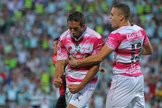 Carlos Izquierdoz (i) y Jonathan Rodríguez fueron los goleadores del equipo en el torneo Apertura 2016. Cada uno anotó seis tantos para la causa de los Guerreros. (Fotografías de Jam Media y archivo)