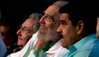 Maduro destacó que acostumbraba visitar a Castro cada dos meses para sostener conversaciones sobre distintos temas y orientaciones sobre otros. (ARCHIVO)