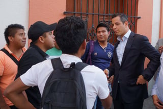 Cambio. El gobernador de Oaxaca, Alejandro Murat, escuchó las demandas de los maestros de la Sección 22 de la CNTE.