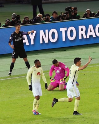 Dos goles de Karim Benzema y Cristiano Ronaldo metieron al Real Madrid en la final del Mundial de Clubes de la FIFA tras imponerse el jueves por 2-0 al Club América de México en Japón. (Fotos de AP)