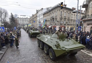 l alto el fuego, según el portavoz estadounidense, comenzará en la medianoche del Día de Navidad, el 25 de diciembre, y afectará al este de Ucrania, donde combaten los militares ucranianos con las milicias separatistas prorrusas. (ARCHIVO)
