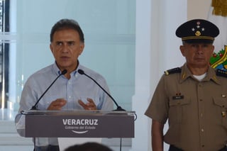 Durante la aprobación del presupuesto para el año 2017, los diputados avalaron el tabulador salarial del gobernador y de los mandos medios. (ARCHIVO)