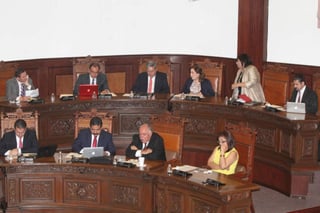 Durante la primera sesión del Congreso Local se recibieron cinco solicitudes de legisladores priistas. En el mes de diciembre se aprobaron las licencias de tres diputados del PAN y una más del legislador de Primero Coahuila. (ARCHIVO)