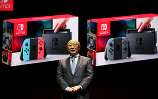 'Nintendo Switch es una nueva clase de sistema doméstico de juego que ofrece una amplia variedad de modos de juego', dijo a la prensa el presidente de la compañía, Tatsumi Kimishima. (AP)