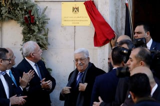 El líder palestino inauguró la embajada de su país ante el Vaticano. (AP)