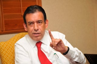 El diario Reforma publico que el exgobernador de Coahuila fue señalado por recibir hasta dos millones de dólares al mes por permitir la venta de sustancias ilegales y alcohol. (ARCHIVO)