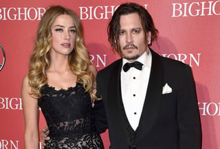 Oficial. EL actor Johnny Depp y Amber Heard dieron por terminado su matrimonio de 18 meses.