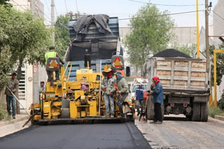 Pavimento. Tanto en Villa Juárez como en la colonia San Isidro se han estado realizando obras de pavimentación con Hábitat. 