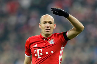 Arjen Robben permanecerá en el Bayern hasta el 2018. (Archivo)