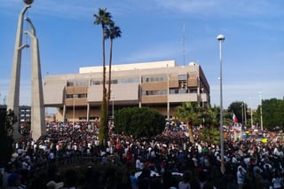Unidos. En Baja California, ciudadanos se unieron en protesta y el gobierno tuvo que dar marcha atrás a la ley. 