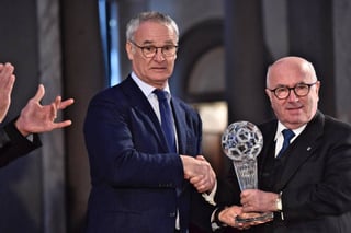 Claudio Ranieri ingresó al Salón de la Fama del futbol italiano. (EFE)