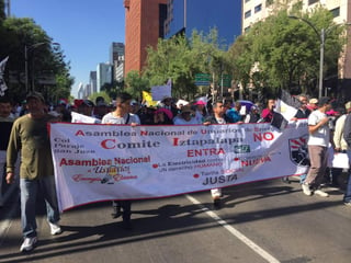 Los manifestantes pretenden arribar al Zócalo de la Ciudad de México. (TWITTER) 