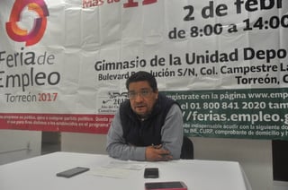 Cita. Mauricio Marín informó que la feria de empleo se realizará el 2 de febrero en el gimnasio de la Unidad Deportiva de Torreón.