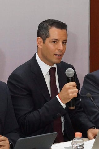 Murat Hinojosa, respaldó la política y determinaciones del presidente Enrique Peña Nieto acerca del diferendo con el gobierno norteamericano. (ARCHIVO)