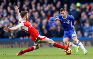 Chelsea llegó a 59 puntos y le saca nueve unidades al Tottenham, segundo lugar de la clasificación. (AP)