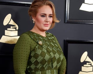 Así lució Adele en la más reciente edición de los Grammy. (AP)