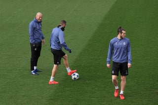 Tras una prolongada ausencia por lesión, el galés Gareth Bale (d) estará disponible para jugar hoy frente al Espanyol. Bale vuelve con Real Madrid, que se enfrentará al Espanyol