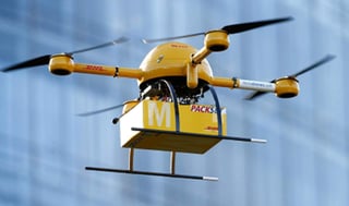 'Enviar un dron desde un vehículo de entrega de paquetes para realizar solo una de esas entregas puede disminuir las costosas millas que deben recorrerse', precisó. (ESPECIAL)