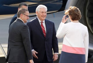 Estados Unidos ve la visita como un paso más para estabilizar la relación tras la cancelación el mes pasado de la visita a Washington de Peña Nieto a raíz de la decisión de Trump. (AP)