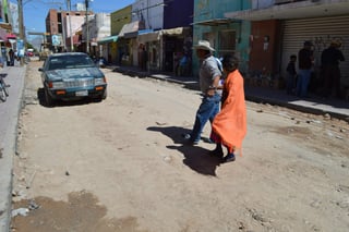 Sigue proyecto. Está en marcha la pavimentación de un segundo tramo de la cale Niños Héroes en Matamoros.