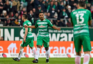 Werder Bremen derrotó 2-1 a Wolfsburg y llegó a 22 puntos para situarse en el lugar 15 de la clasificación. (Archivo)