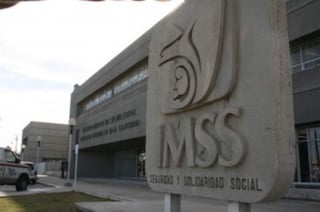 A la fecha un total de 300 funcionarios del Hospital Regional del IMSS han rendido declaraciones, sin que ninguno de ellos esté separado de su cargo hasta el momento. (ARCHIVO)