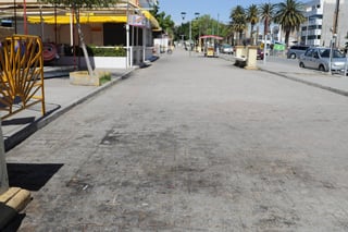 Pendiente. La Alameda Zaragoza se encuentra muy deteriorada, sin embargo, el Ayuntamiento de Torreón indicó que no cuenta aún con recursos para su rehabilitación. (Ramón Sotomayor)