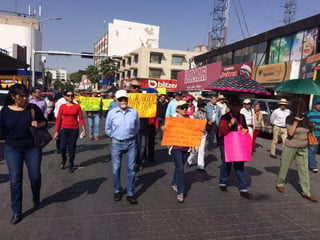 Los agremiados marcharon por segunda vez en Torreón. (EL SIGLO DE TORREÓN)