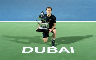 Andy Murray se coronó en Dubai al vencer 6-3, 6-2 al español Fernando Verdasco. (EFE)