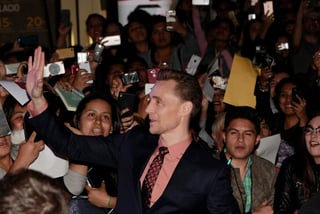 Hiddleston visitó México con motivo de la premier de su reciente trabajo 'Kong: la Isla Calavera', que se estrenará el 10 de marzo en las salas del país. (AGENCIAS)