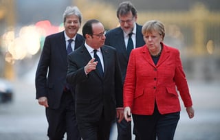 Por soluciones. Los líderes de Francia, Alemania, España e Italia abogaron en su cumbre de Versalles por una Unión Europea que avance a varias velocidades.