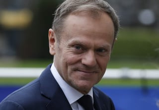 Primer ministro de Polonia antes de asumir el comando de la UE, en diciembre de 2014, Tusk es el segundo presidente del Consejo Europeo y el primero en repetir mandato. (EFE)