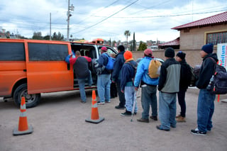 Por las fronteras de Coahuila se repatriaron a 61 menores de entre 12 y 17 años de edad, sin embargo 57 de los cuales fueron no acompañados por sus progenitores. (ARCHIVO)

