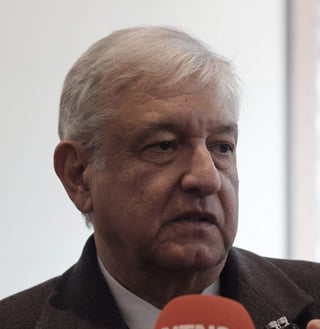 A través de su cuenta de Twitter, López Obrador pidió al titular de la Segob serenarse y cuestionó por qué tanto nerviosismo. (ARCHIVO)