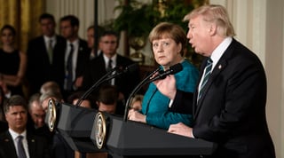 Incómodos. El encuentro entre Ángela Merkel y Donald Trump tuvo momentos muy tensos.