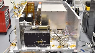La NASA informó que el pasado mes integró este nuevo instrumento en el satélite Surrey Orbital Test Bed que se lanzará a finales de este año. (NASA)