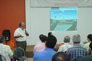 Falta. Villarreal Murra lamentó que el director de Obras Públicas de Torreón, Gerardo Berlanga, hubiera faltado a la reunión.
