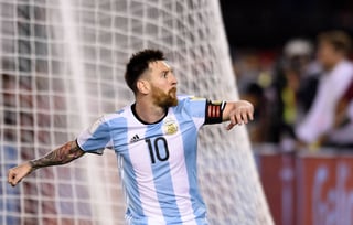 El astro argentino Lionel Messi anotó el único gol del partido. (AP)